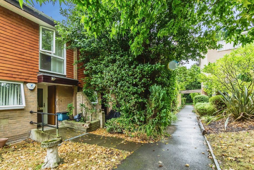 Property photo 1 of 15 Pbox-Img.Jpg