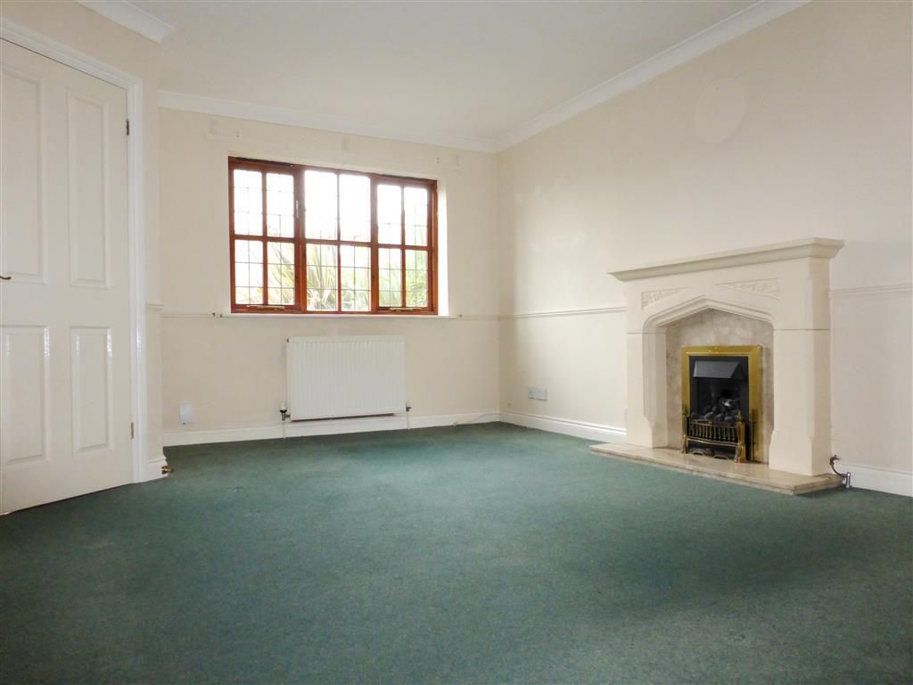 Property photo 2 of 9 Living Room