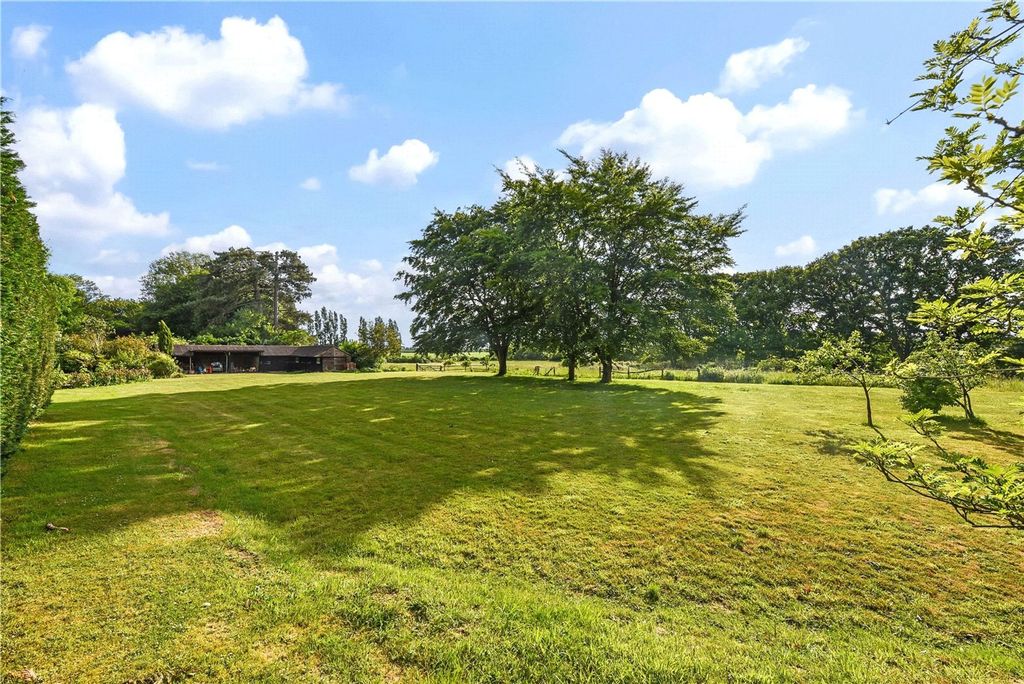 Property photo 2 of 28 Picture No. 46