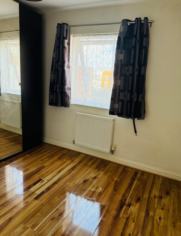 Property photo 1 of 4