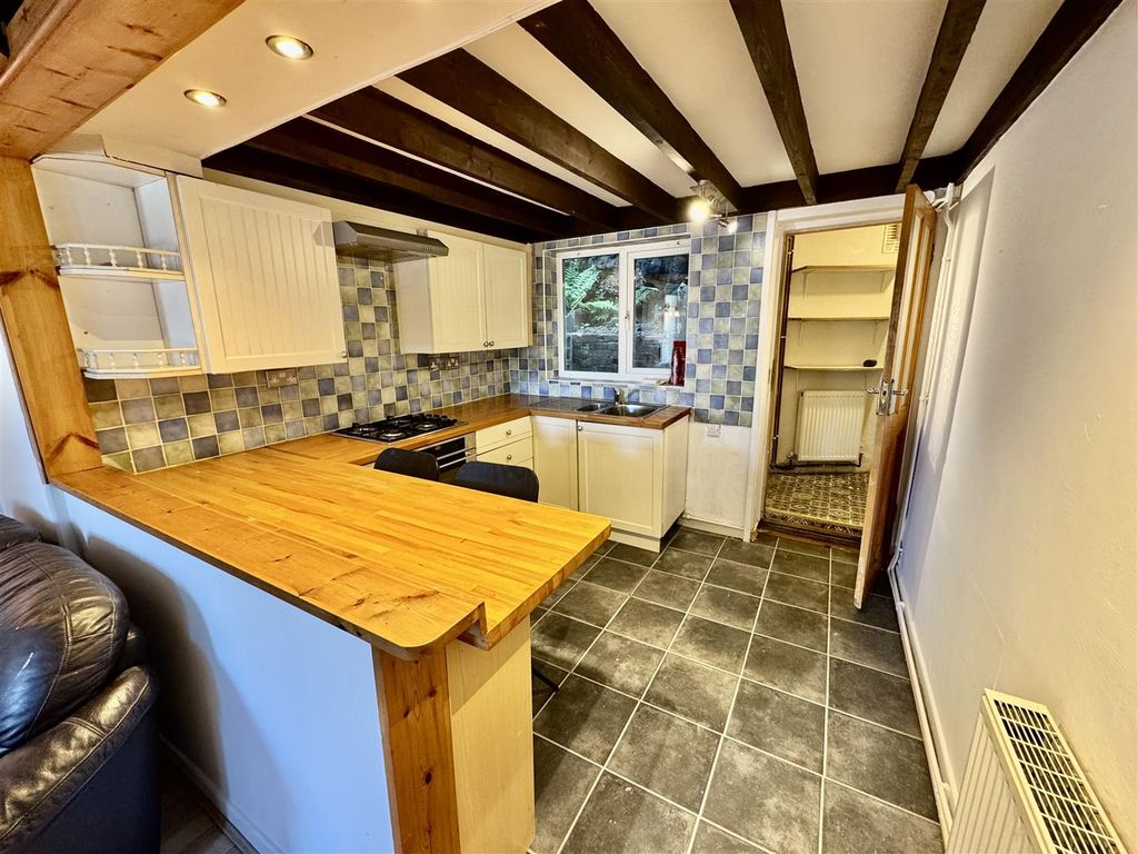 Additional image 4 of 2 bed terraced house to rentAbererch Road, Pwllheli LL53