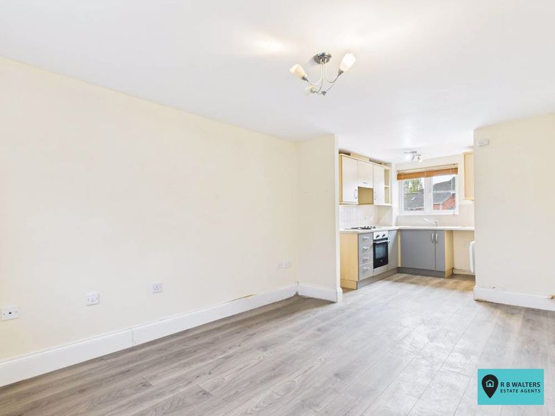 Property photo 2 of 7 Living / Kitchen Area