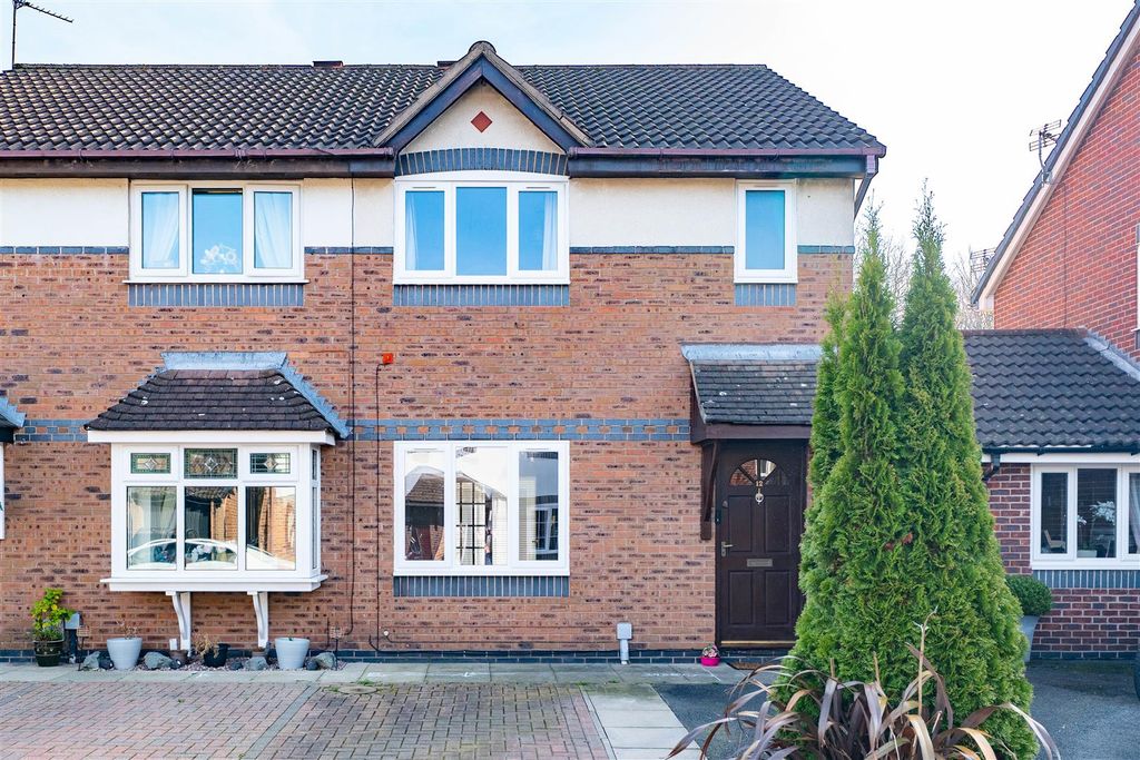 Property photo 1 of 18 Front External