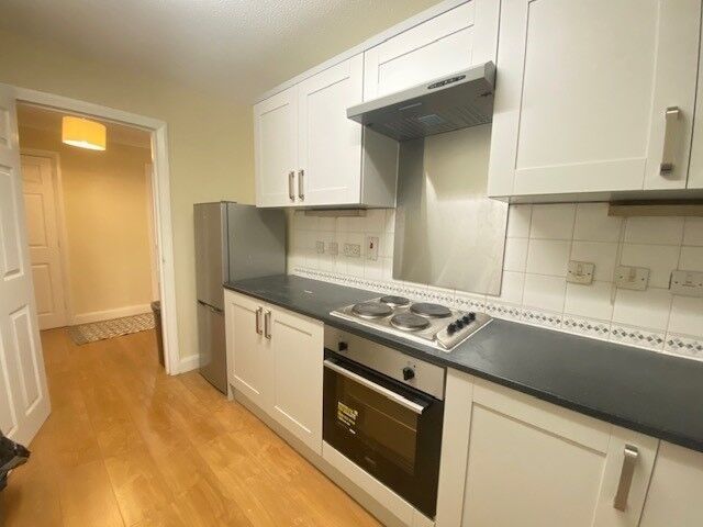Property photo 2 of 11 Img_32970_8_Original.Jpg