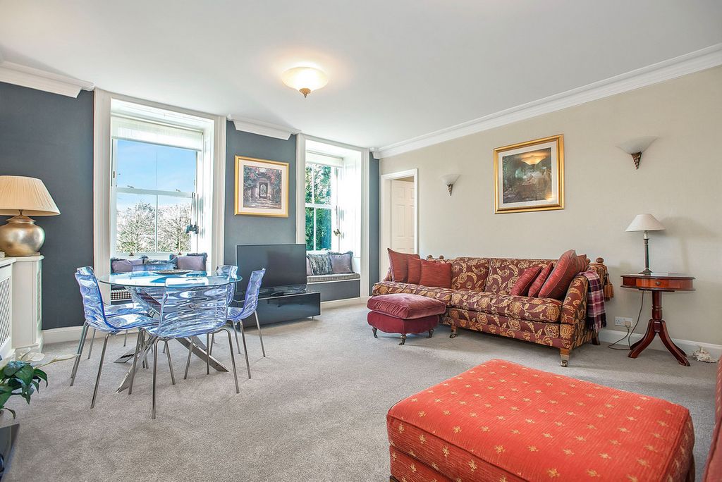 Property photo 3 of 31