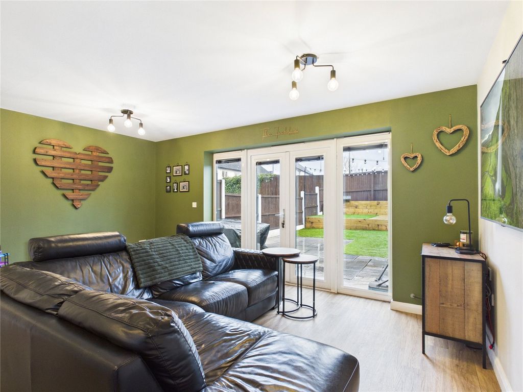 Property photo 3 of 16 Picture No. 07