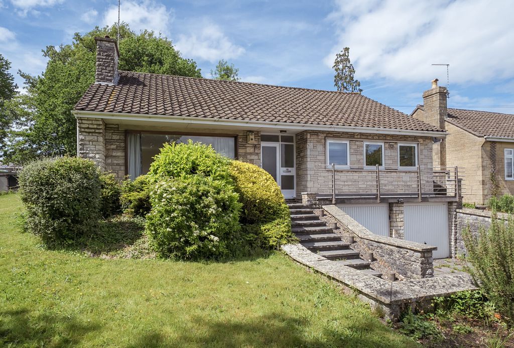 Property photo 1 of 17 1301097-3-683881B...