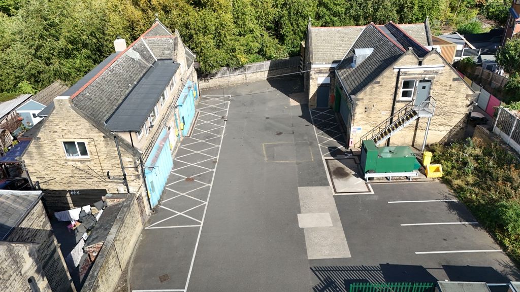 Property photo 2 of 24 Photo 5