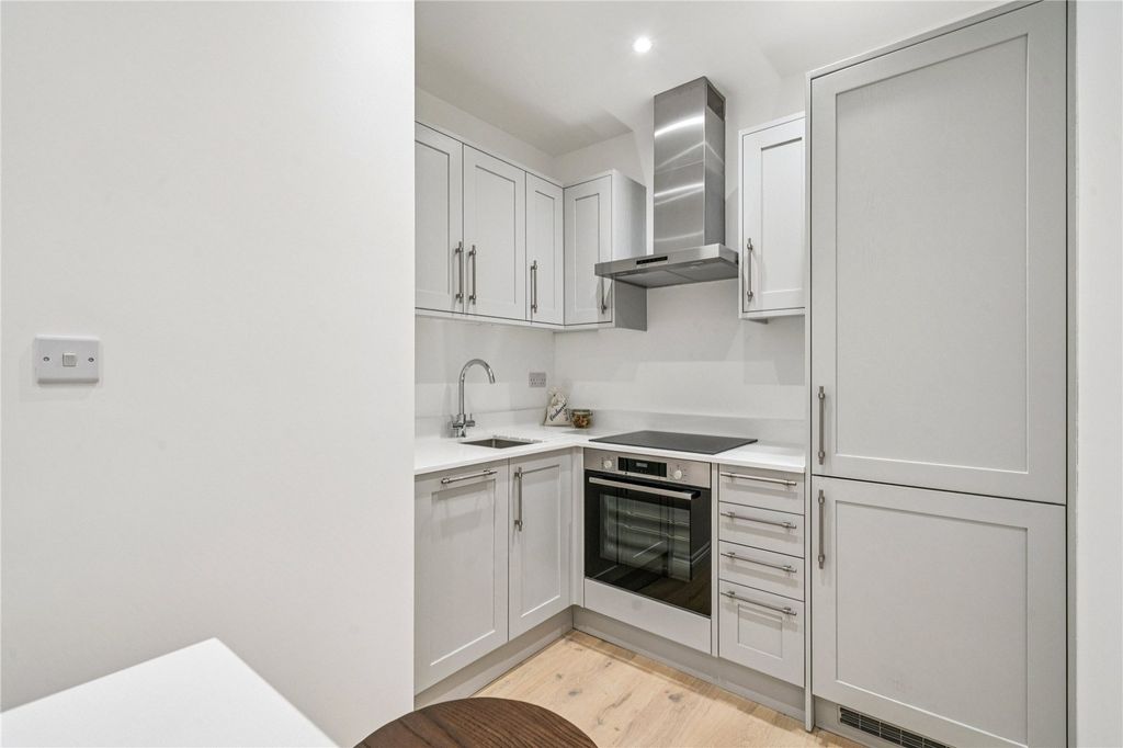 Property photo 3 of 12 Kitchen