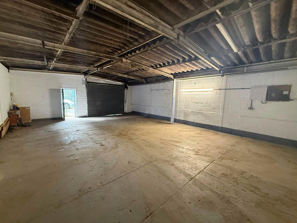 Property photo 2 of 3 78796747-7485-4E31-Bf03-68E76478B24A.Jpg