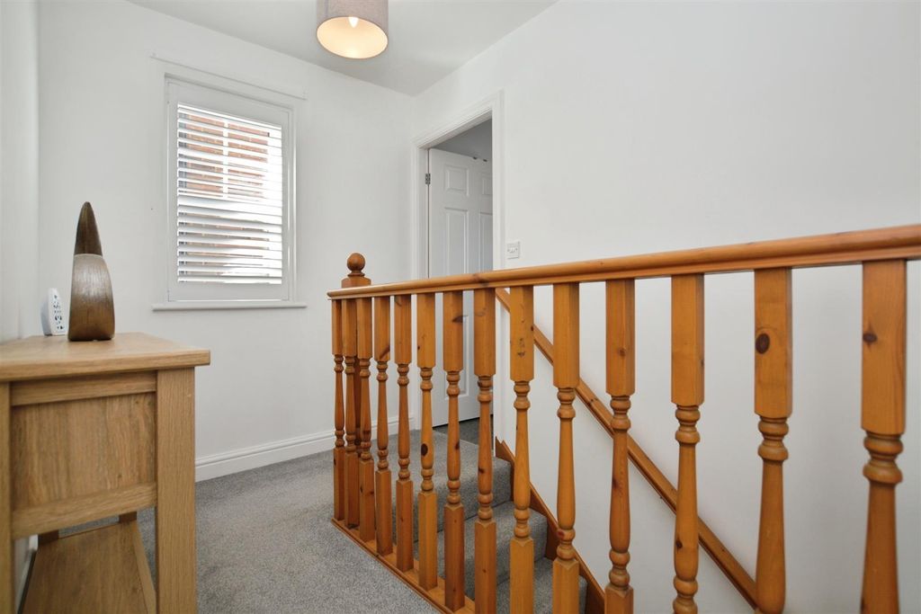 Additional image 18 of 3 bed detached house for saleGlebe Road, Brigg DN20