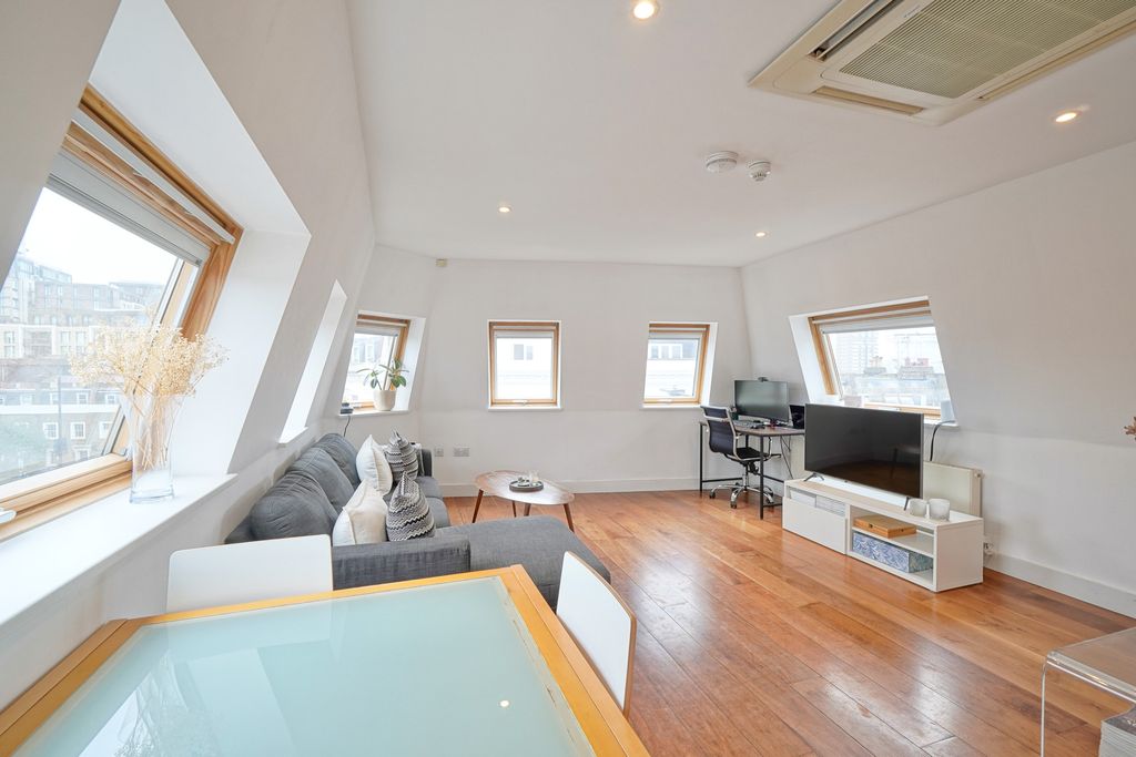 Property photo 3 of 7