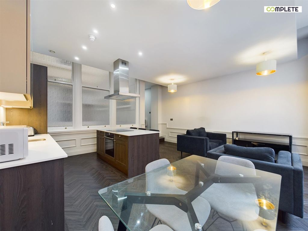 Property photo 1 of 16 Cam01231G0-Pr0028-Still012.Jpg