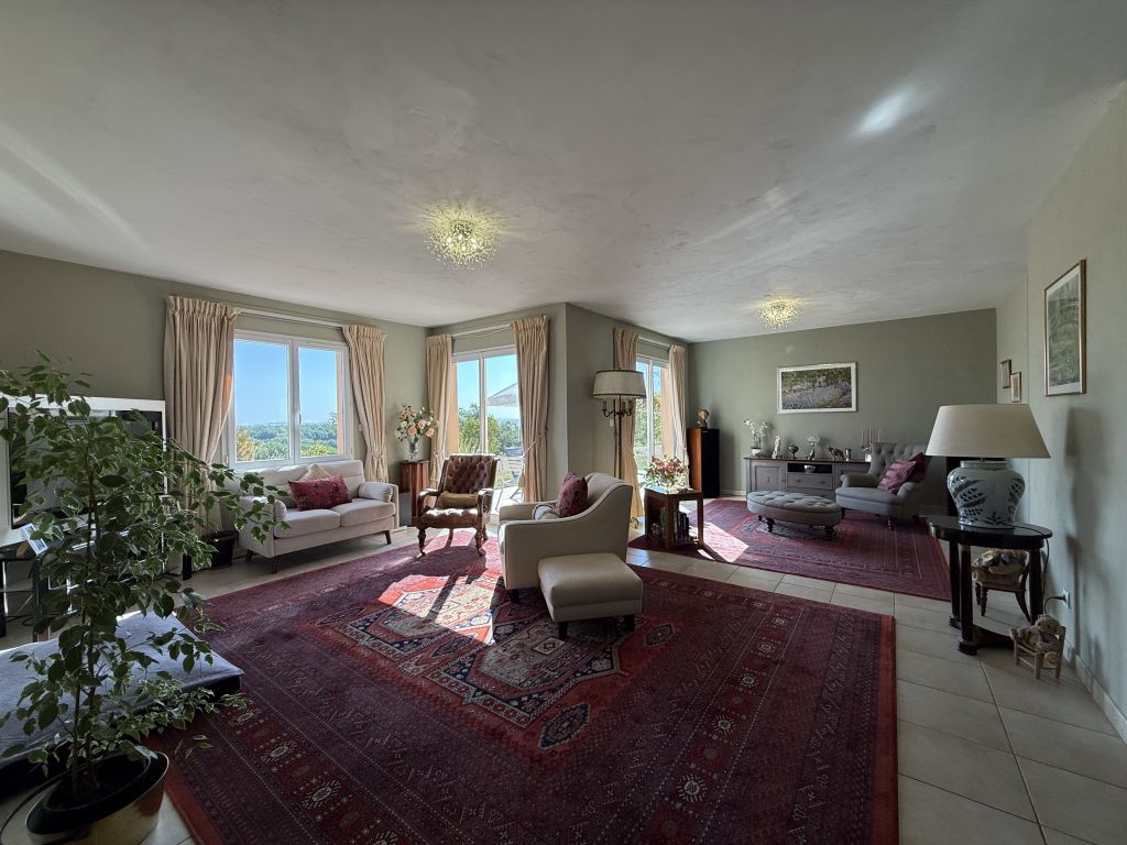 Property photo 3 of 19 Photo_E03c86c1d09F4Cf4d07ee9190841Ac61