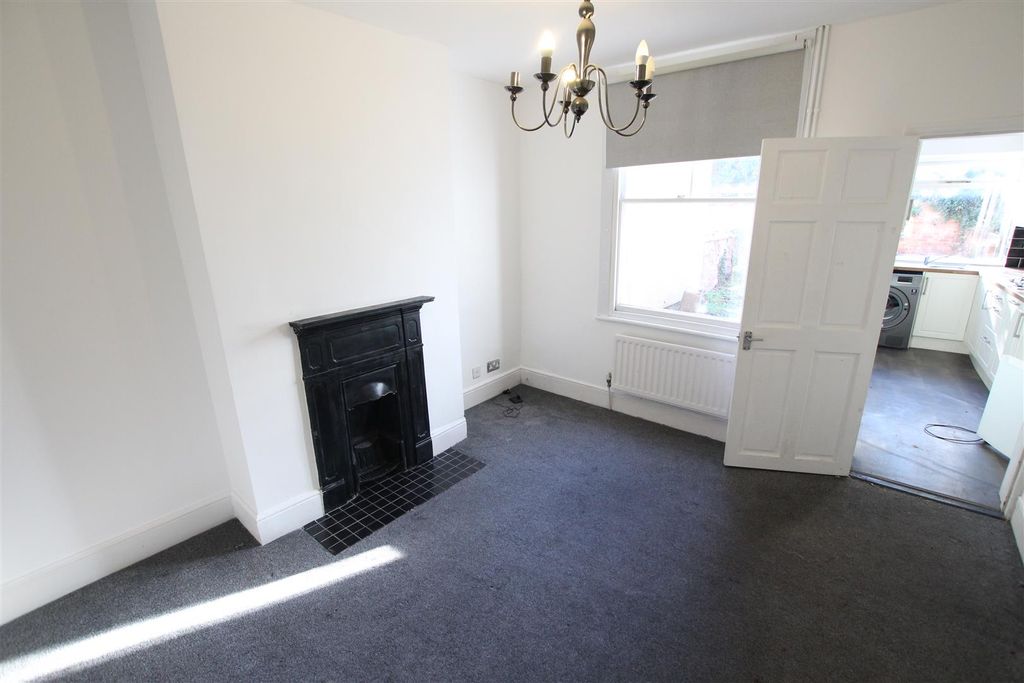 Property photo 3 of 12 Img_3446.Jpg