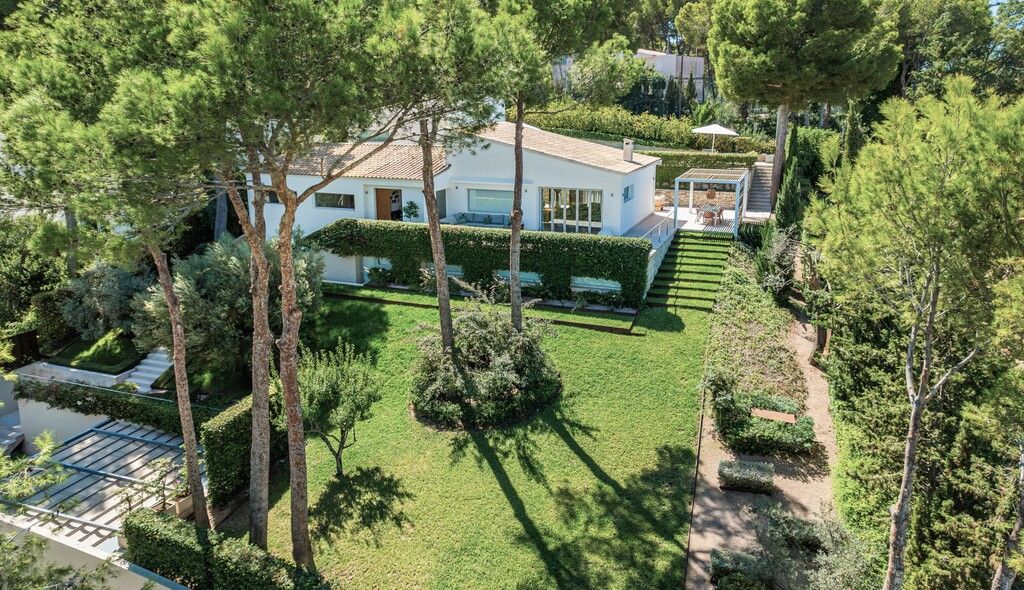 Property photo 3 of 20 Aerial (2) Tone