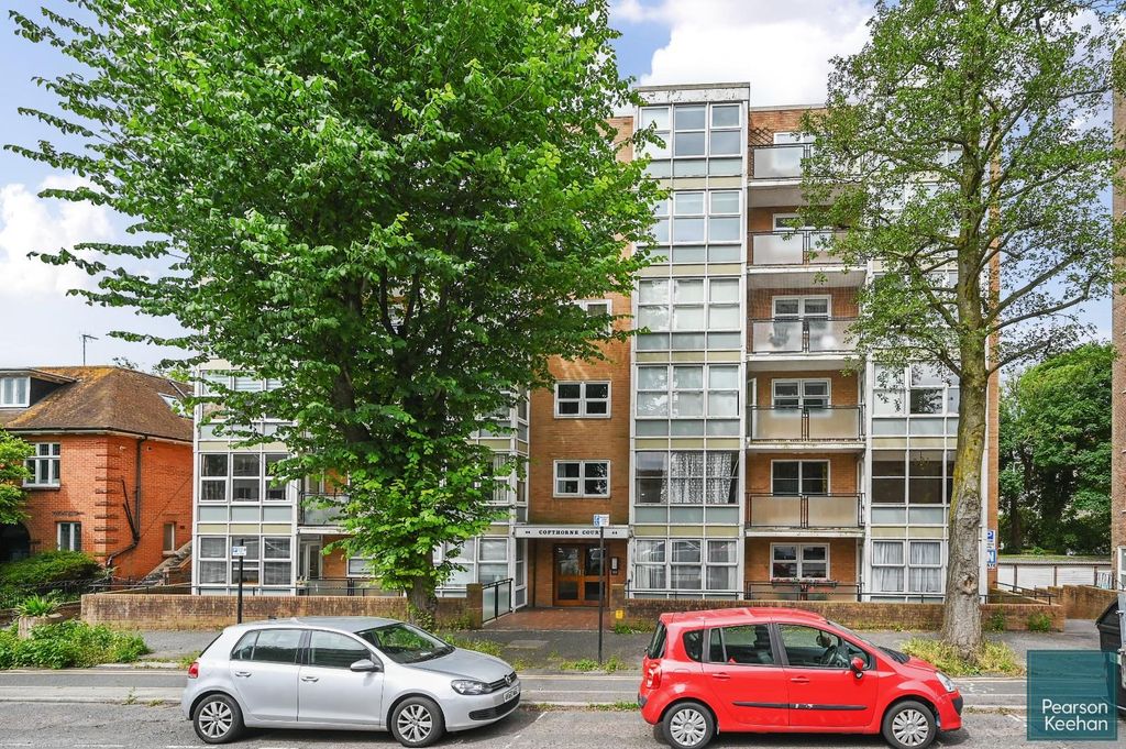 Property photo 1 of 19 21 Copthorne Court, 44 The Drive, Bn3 (3).Jpg
