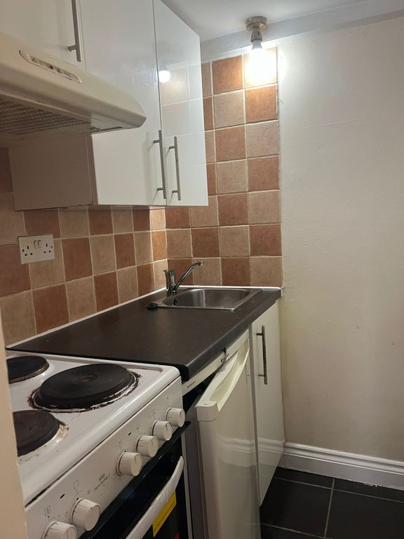 Property photo 3 of 3