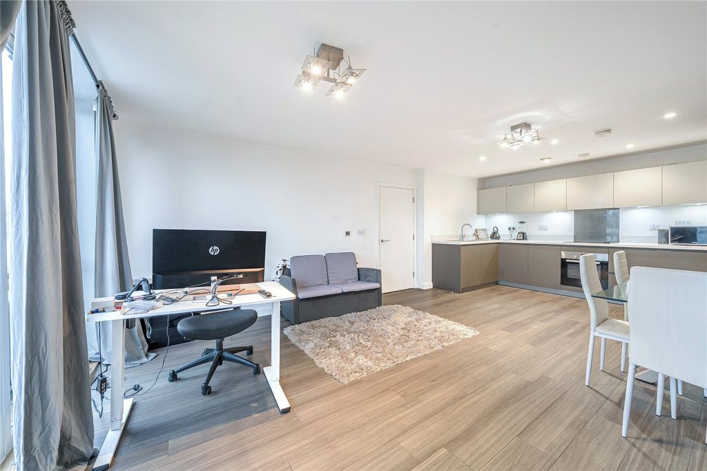 Property photo 2 of 14 Picture No. 06