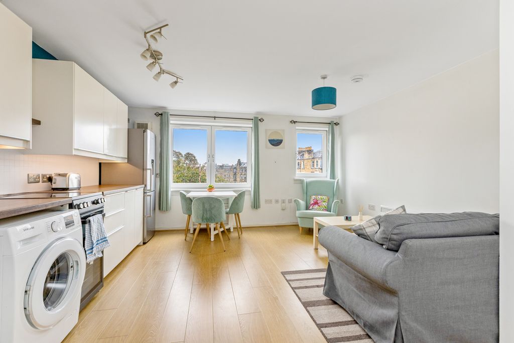 Property photo 2 of 16 Property Image 2