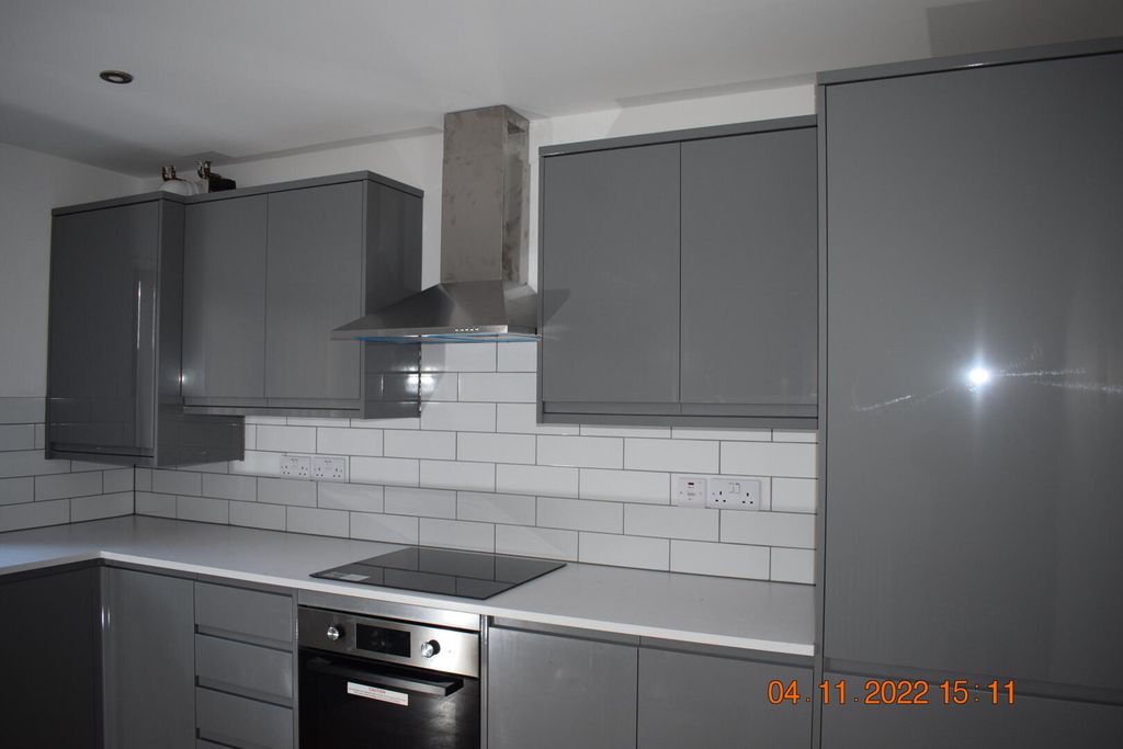 Property photo 3 of 15 Kitchen