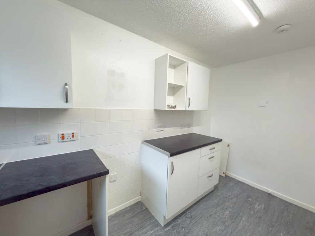 Property photo 2 of 8 Image 2