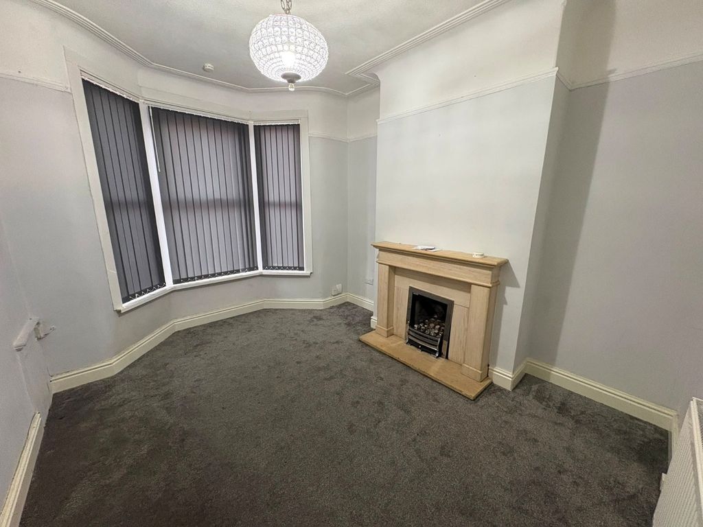 Property photo 2 of 9 Living Room
