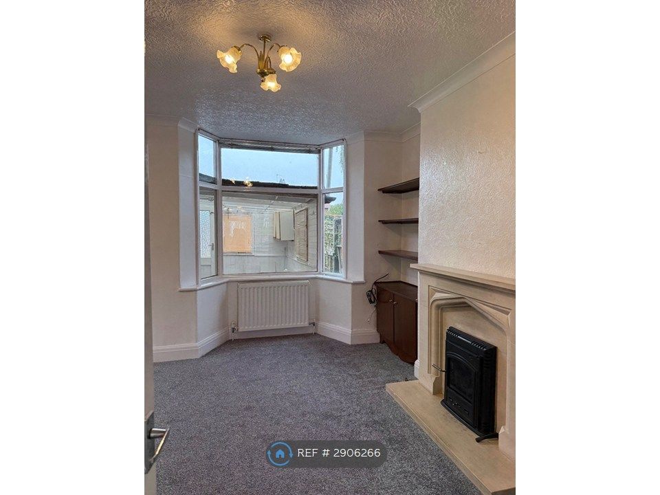Property photo 3 of 29