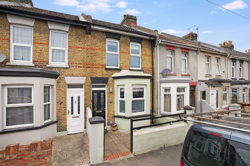 Property photo 1 of 13 3968890