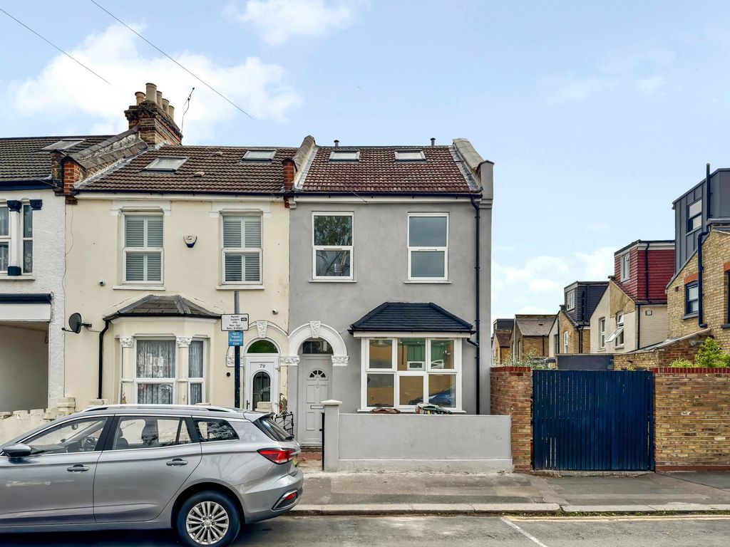 Property photo 1 of 26