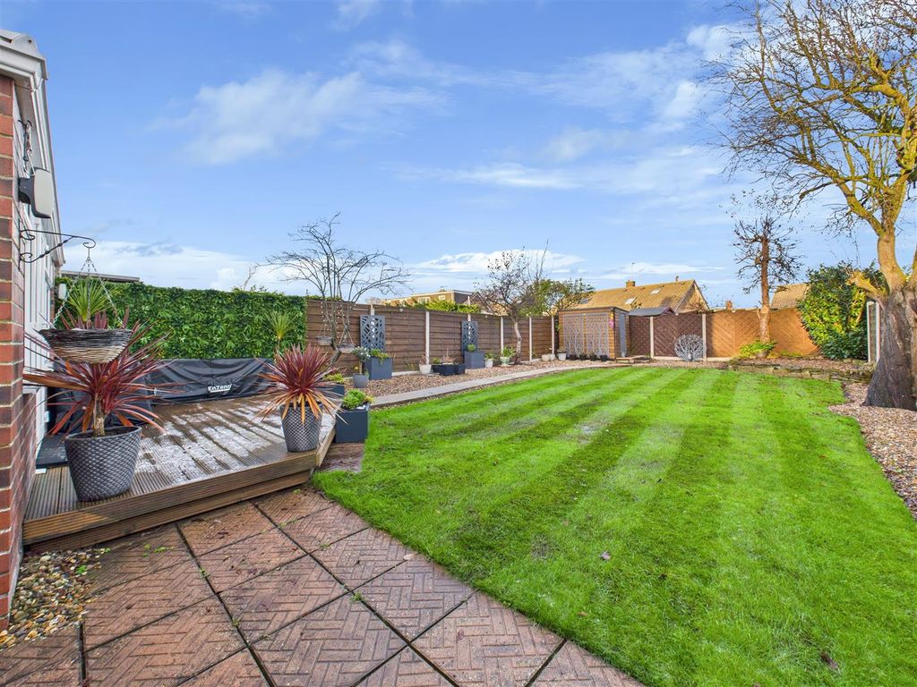 Property photo 3 of 15 Outside