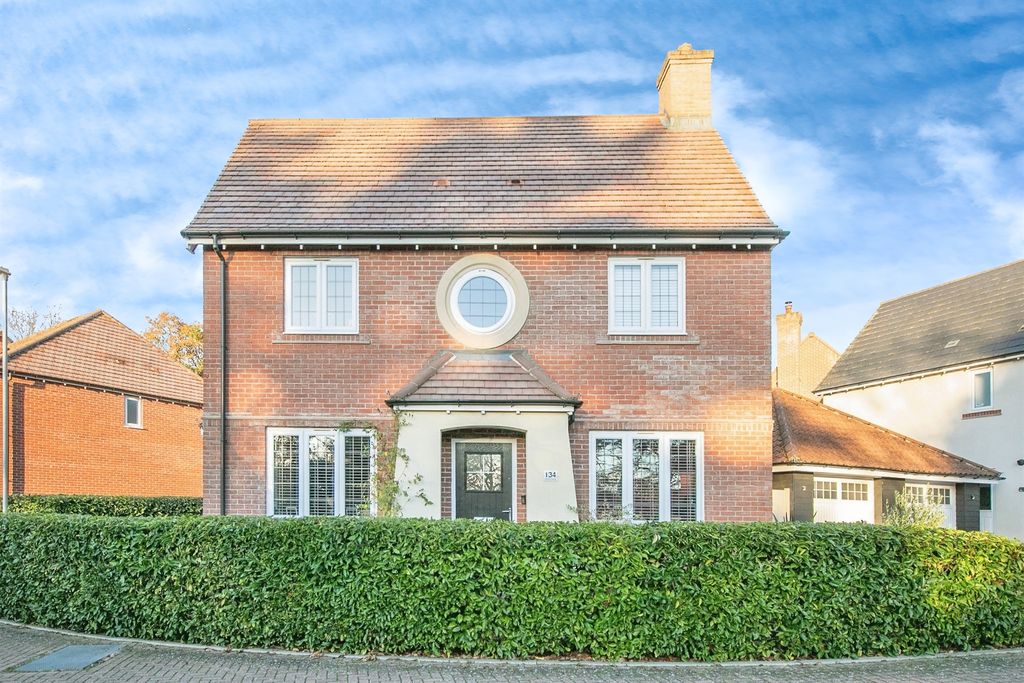 Property photo 1 of 20