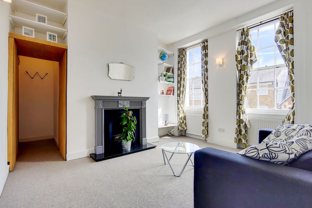 Property photo 1 of 8