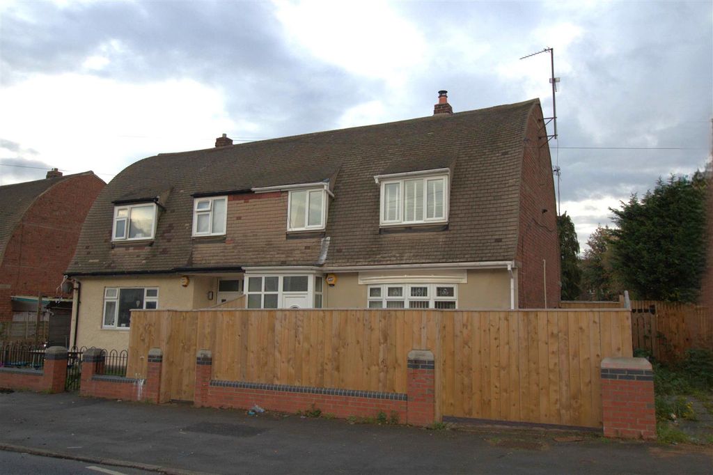 Property photo 1 of 12 Front