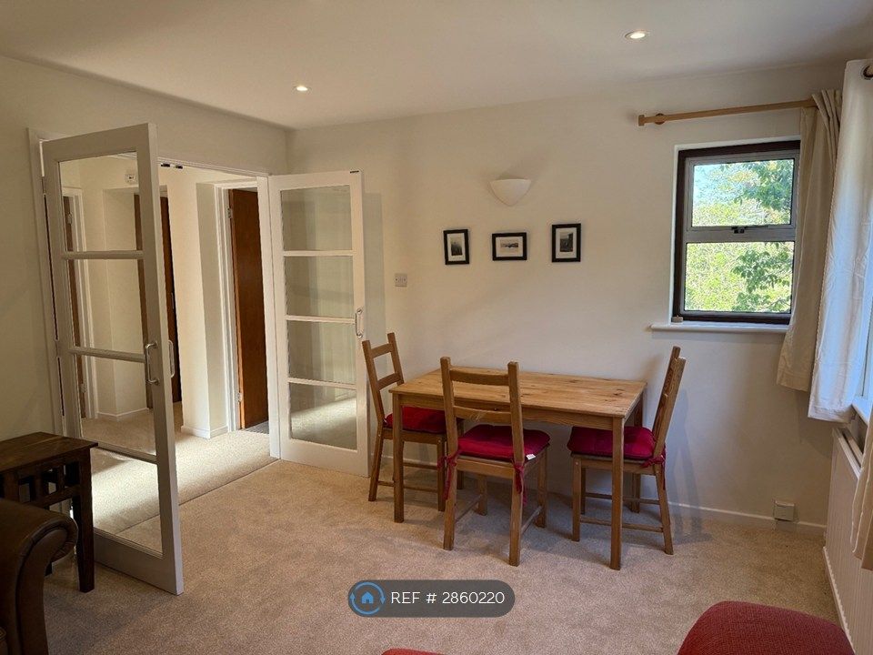 Property photo 2 of 15 Living Room