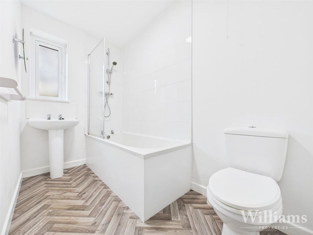 Property photo 3 of 17 Cam02861G0-Pr0524-Still001.Jpg