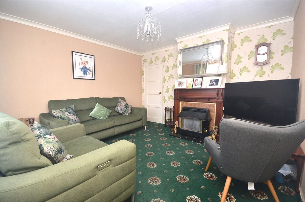 Property photo 2 of 12 Picture No. 04