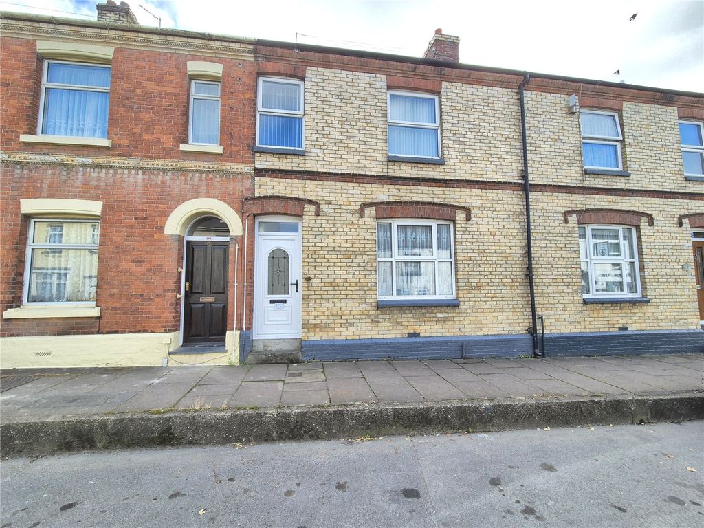 Property photo 1 of 17 Front