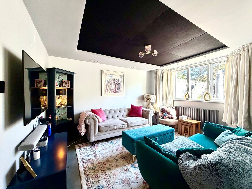 Property photo 2 of 14 Not Specified
