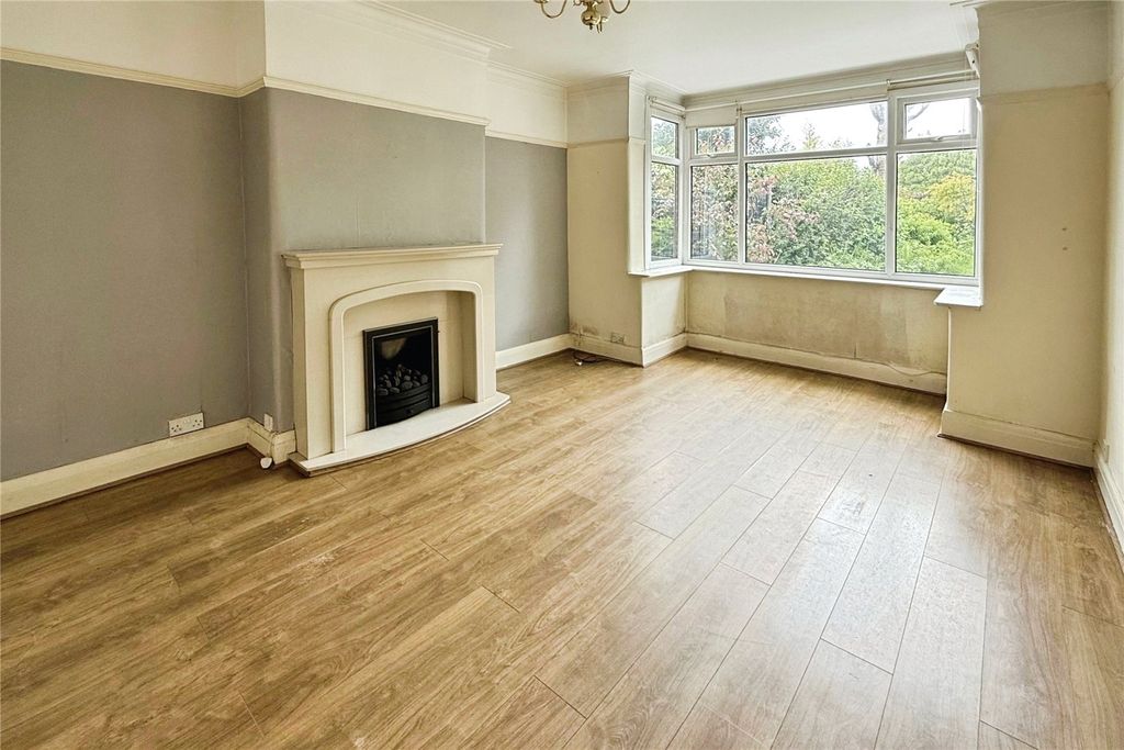 Property photo 3 of 14 Picture No. 10