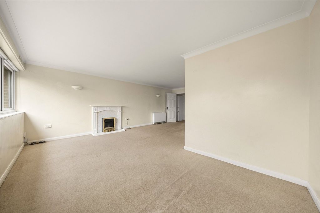 Property photo 3 of 9 Picture No. 06