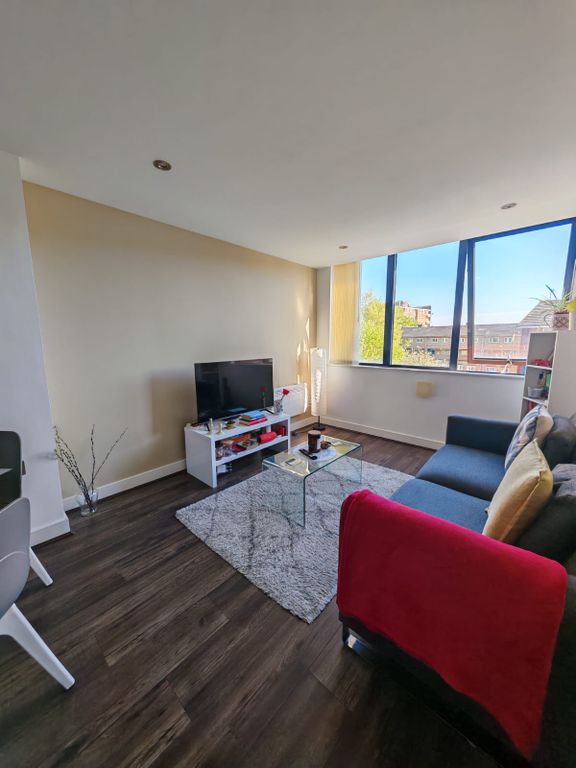 Property photo 2 of 10