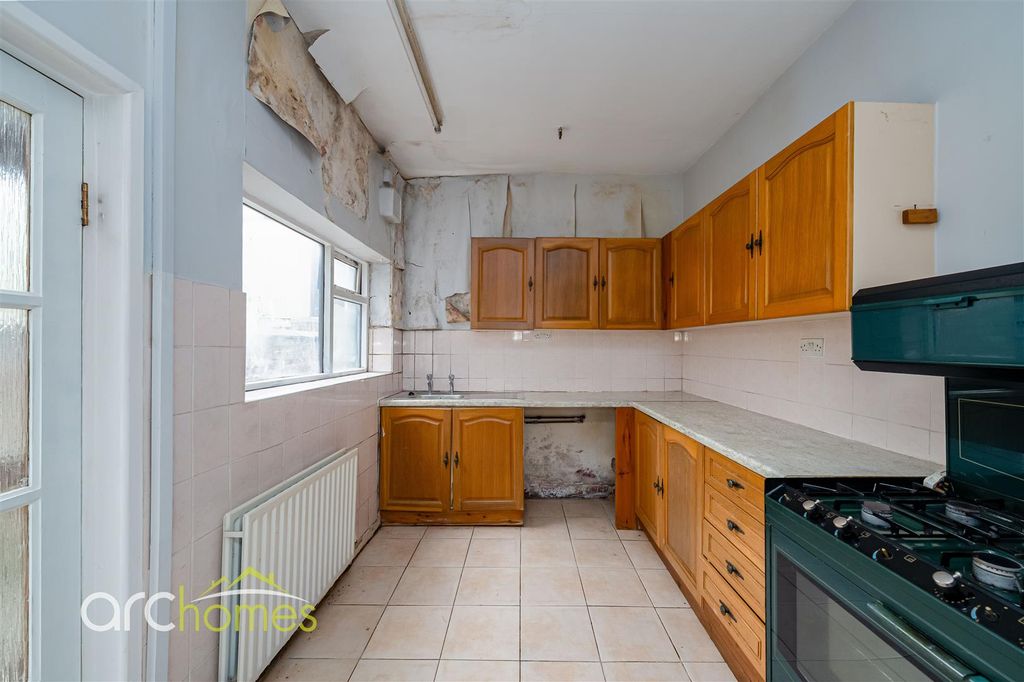 Property photo 3 of 18 Atherton-4.Jpg