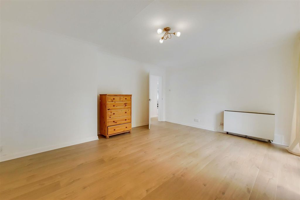 Property photo 3 of 14 2_Reception-0.Jpg