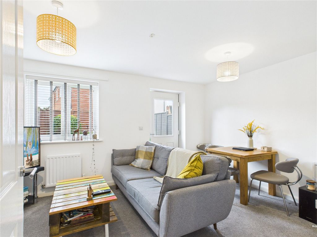 Property photo 3 of 12 Picture No. 05