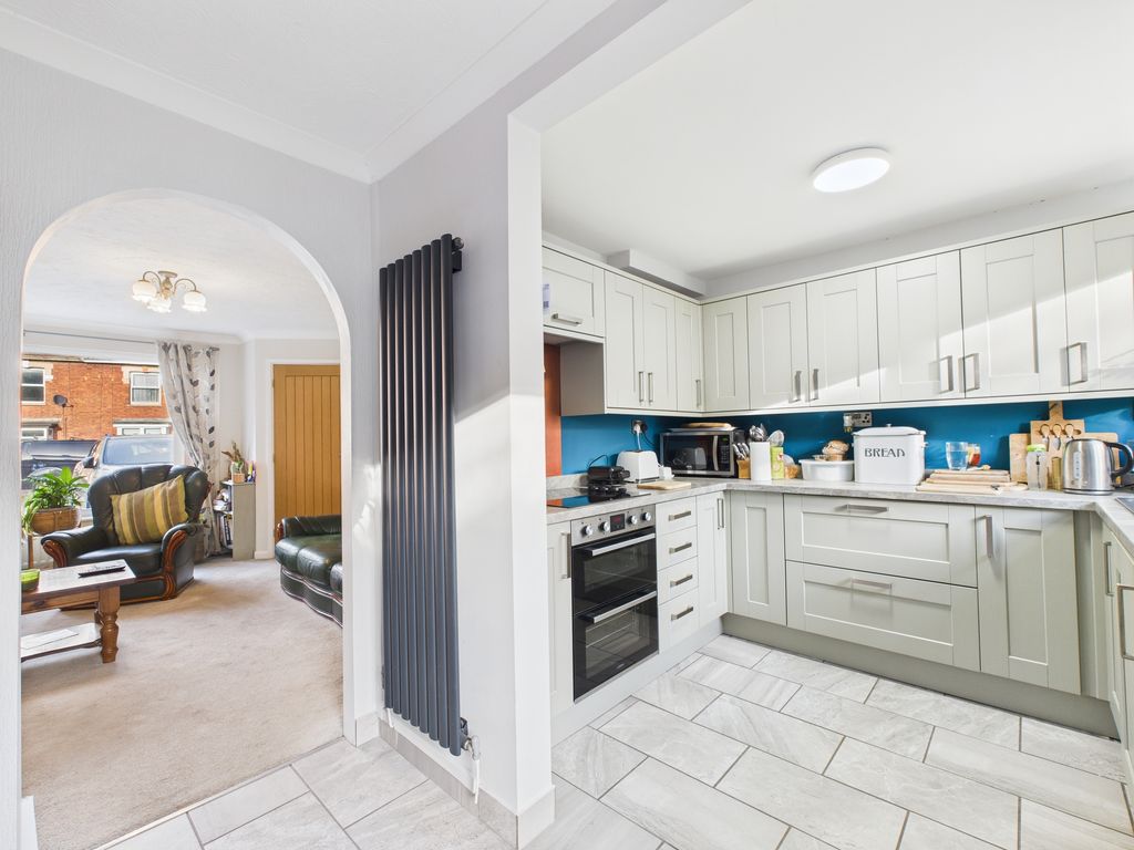 Property photo 2 of 20 Kitchen/Diner