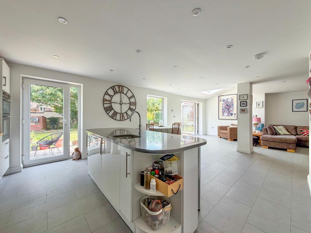 Property photo 2 of 26 Akeman Residential