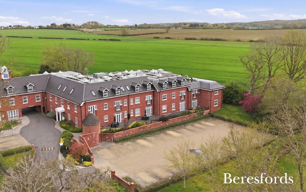 Property photo 1 of 17 Front