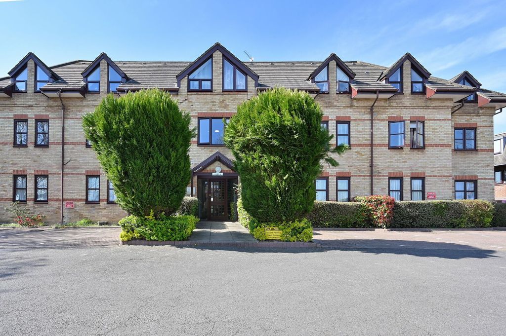 Property photo 1 of 11