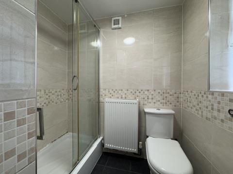 Property photo 3 of 27